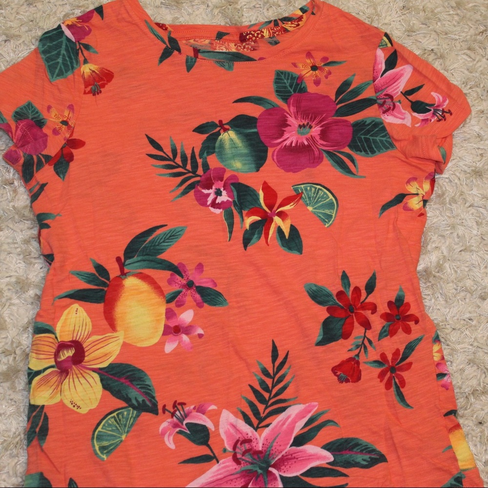 Old Navy softest tee